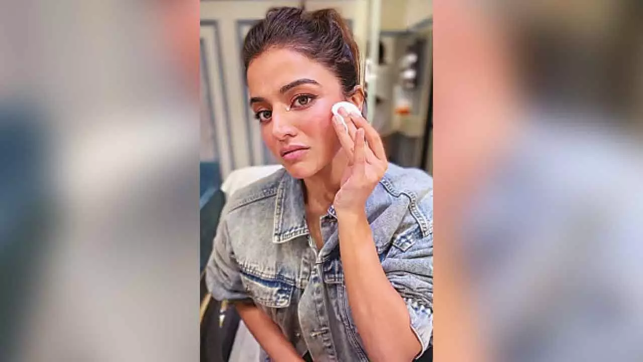 Wamiqa Gabbi turns simple make-up removal routine into peak ‘Premiqa drama’ Wamiqa Gabbi turns simple make-up removal routine into peak ‘Premiqa drama’