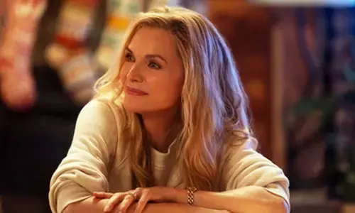 Michelle Pfeiffer: Moms are unsung heroes of their families