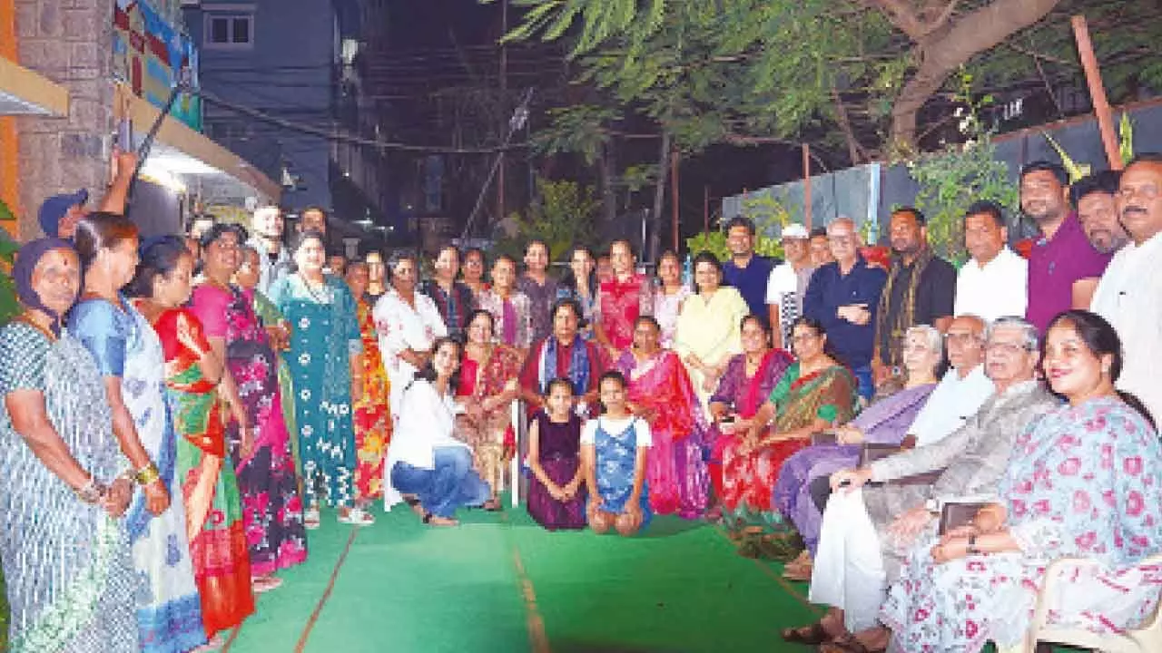 Three-year campaign ends: Gurumurti Lane wine shop shifted