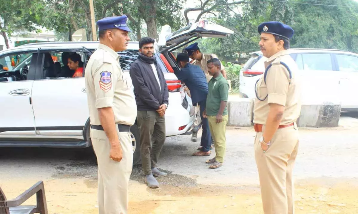 Keep Special Vigil on Suspicious Persons and Vehicles: SP Dr. Sangram Singh G Patil