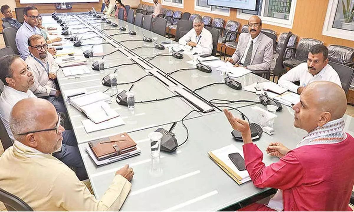 EO reviews operations of TTD-run trusts