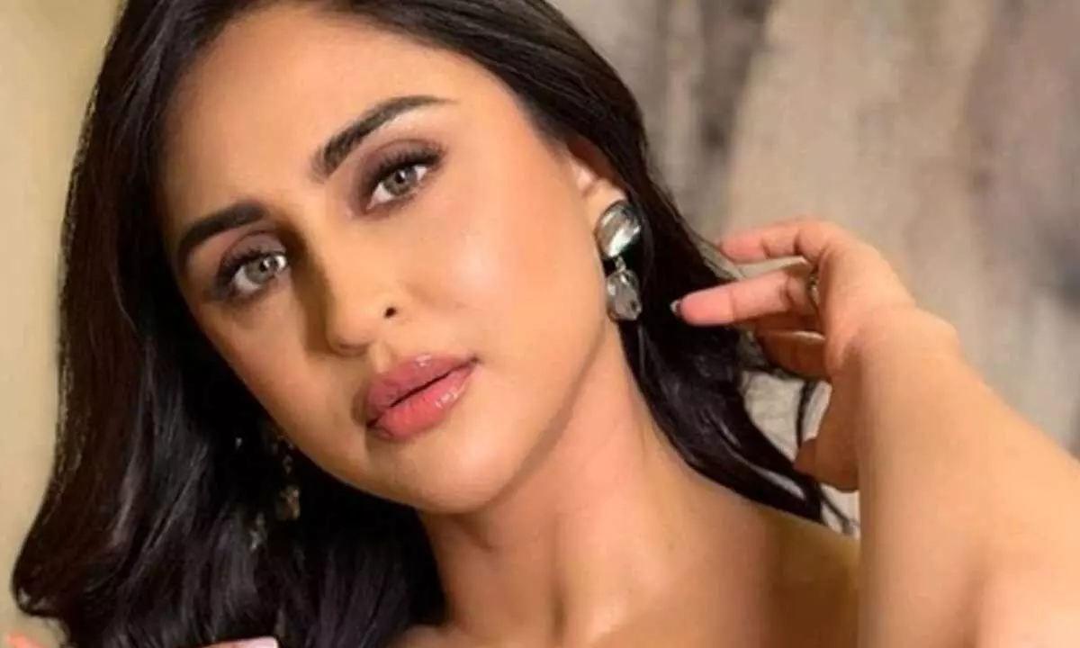Krystle D’Souza on dancing with ‘powerful performer’ Ranveer Singh: You automatically level up