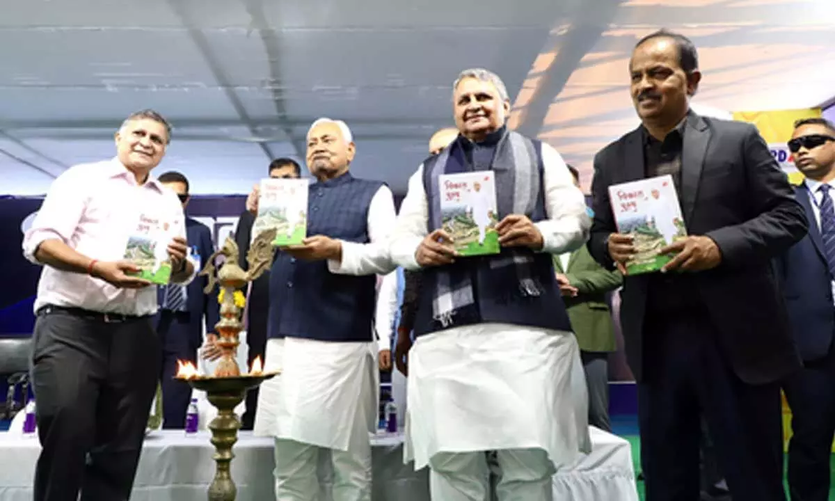 Bihar: Nitish Kumar reviews paddy procurement; inaugurates Patna Book Fair Bihar: Nitish Kumar reviews paddy procurement; inaugurates Patna Book Fair