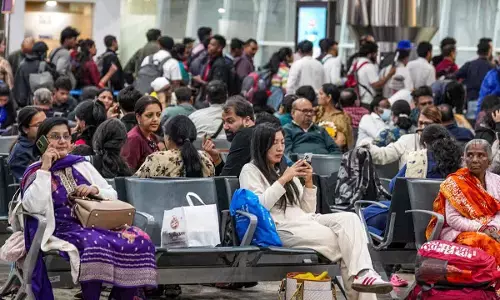 IndiGo Crisis Continues For Third Day As Nearly 600 Flights Cancelled Across Major Airports IndiGo Crisis Continues For Third Day As Nearly 600 Flights Cancelled Across Major Airports