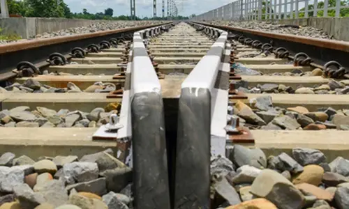 Grinding stone found on Kochi railway track; probe underway Grinding stone found on Kochi railway track; probe underway