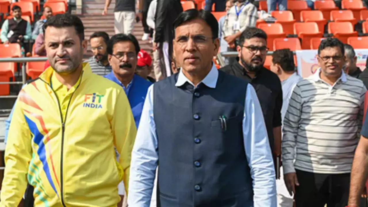 Fit India Sundays on Cycle in Varanasi to celebrate India hosting Commonwealth Games 2030 Fit India Sundays on Cycle in Varanasi to celebrate India hosting Commonwealth Games 2030