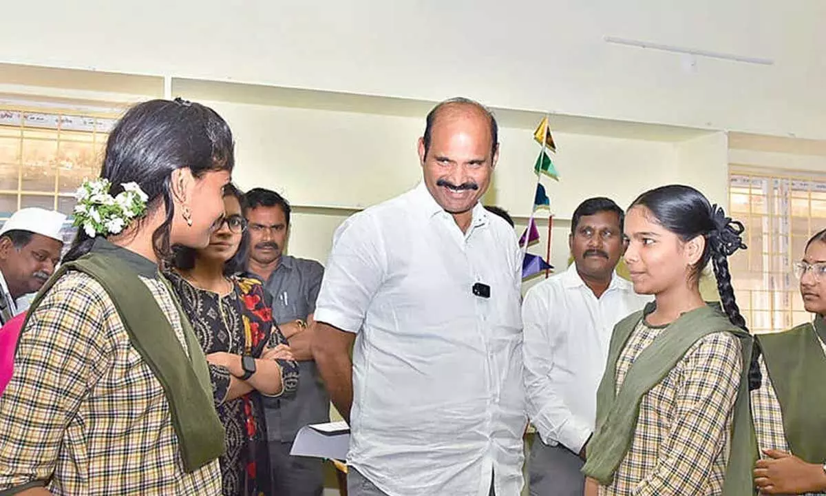 Minister participates in Mega PTM Minister participates in Mega PTM