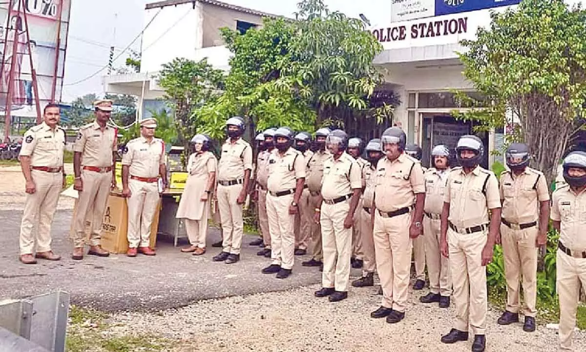 Police lead by example in new safety drive