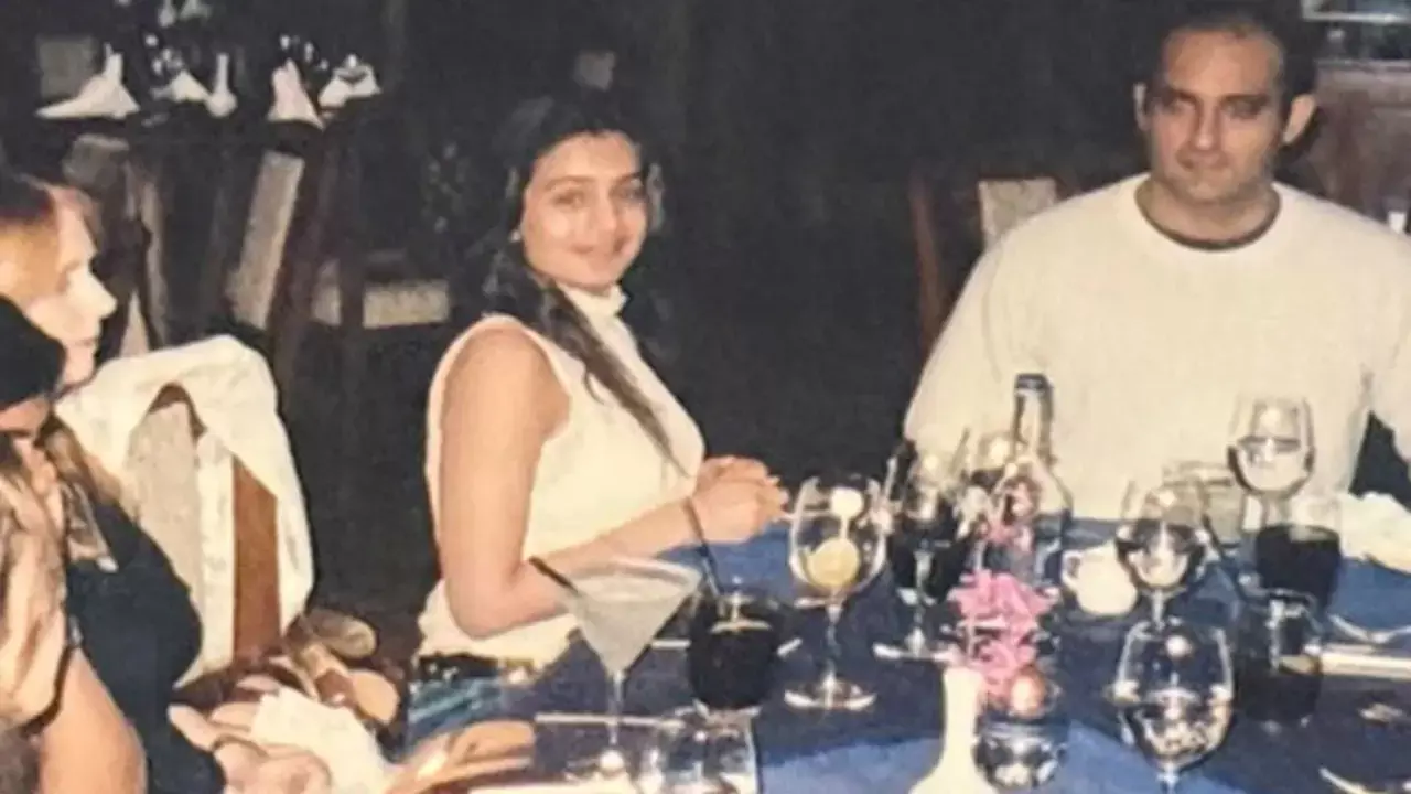 Ameesha Patel heaps praise on Akshaye Khanna, shares throwback picture from ‘Humraaz’ Ameesha Patel heaps praise on Akshaye Khanna, shares throwback picture from ‘Humraaz’