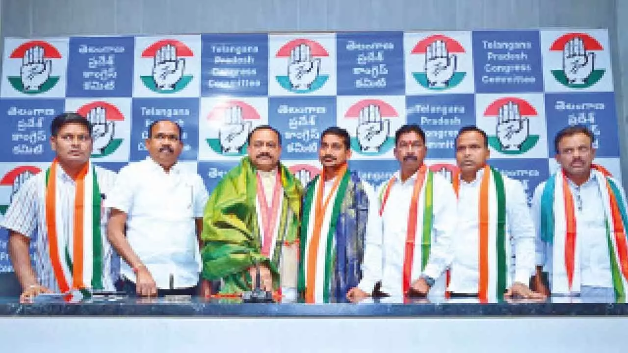 TPCC chief reiterates 6-month deadline to new DCC presidents