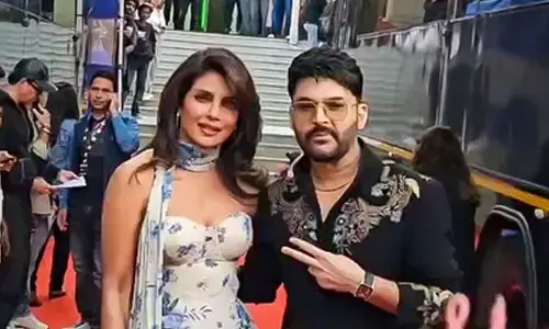 Priyanka Chopra exudes glamour as she joins Kapil Sharma on the sets of ‘The Great Indian Kapil Show S4’ Priyanka Chopra exudes glamour as she joins Kapil Sharma on the sets of ‘The Great Indian Kapil Show S4’