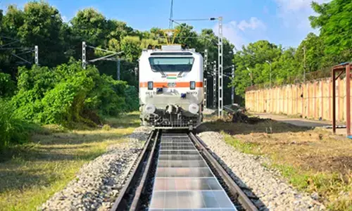 Indian Railways 2nd largest freight carrying rail network in world: Minister Indian Railways 2nd largest freight carrying rail network in world: Minister