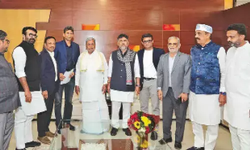 KSCA president Prasad and team meet CM, Dy CM KSCA president Prasad and team meet CM, Dy CM