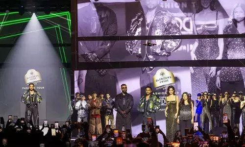 Blenders Pride Fashion Tour Drives Fashion into the Fast Lane Blenders Pride Fashion Tour Drives Fashion into the Fast Lane