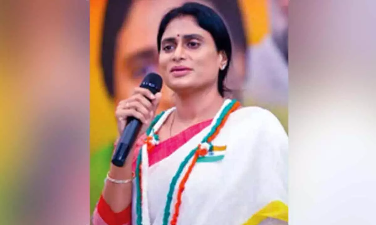 Sharmila condemns APERC’s tariff hike proposal Sharmila condemns APERC’s tariff hike proposal