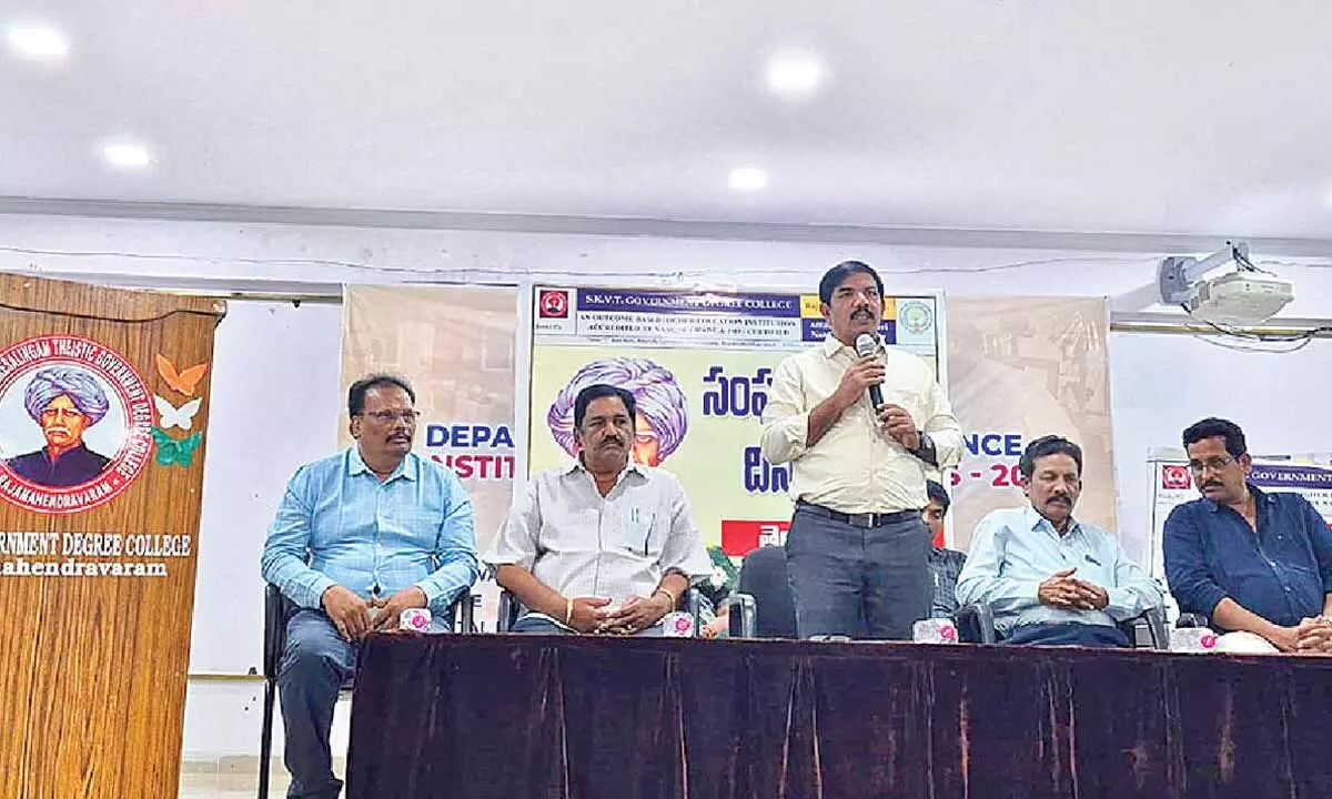 Veeresalingam’s vision for uplift of women hailed Veeresalingam’s vision for uplift of women hailed