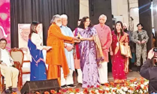 Karuna Gopal bestowed with Veer Savarkar Impact Award