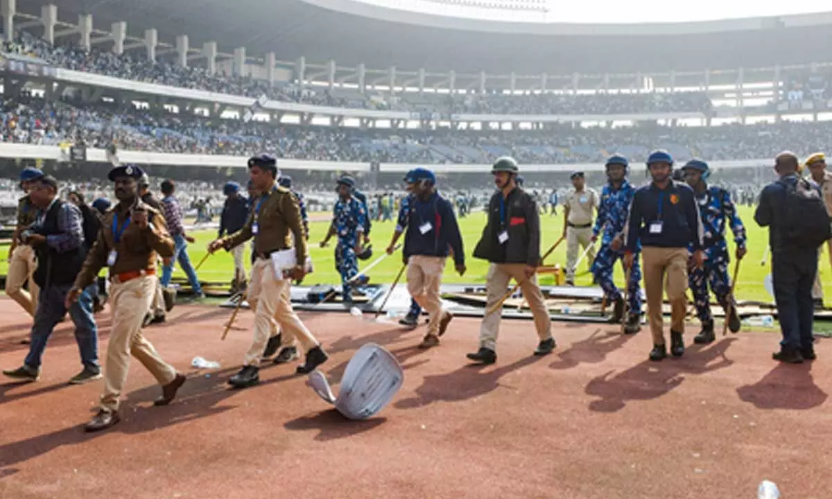 Messi-ed up in Kolkata: A case of poor management! Messi-ed up in Kolkata: A case of poor management!