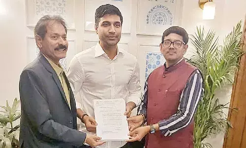 Lavu vows to secure UGC nod for open varsity at Eluru Lavu vows to secure UGC nod for open varsity at Eluru