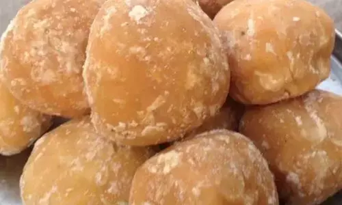 Tips And Tricks: How To Keep Jaggery Soft And Moist In Winters Tips And Tricks: How To Keep Jaggery Soft And Moist In Winters