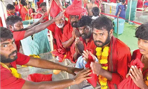 Day-3 of Bhavani Deeksha Viramana draws huge crowds Day-3 of Bhavani Deeksha Viramana draws huge crowds