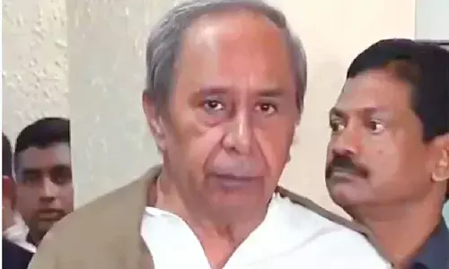 Naveen declines salary hike Naveen declines salary hike
