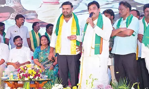 Srikalahasti market committee chairman Chenchayya Naidu takes oath Srikalahasti market committee chairman Chenchayya Naidu takes oath