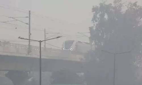 Delhi chokes as AQI breaches 450; GRAP-4 emergency curbs kick in across NCR Delhi chokes as AQI breaches 450; GRAP-4 emergency curbs kick in across NCR