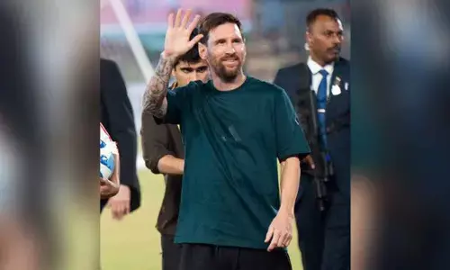 GOAT India Tour: Messi leaves fans, celebrities mesmerised; gets signed India jersey from Tendulkar GOAT India Tour: Messi leaves fans, celebrities mesmerised; gets signed India jersey from Tendulkar