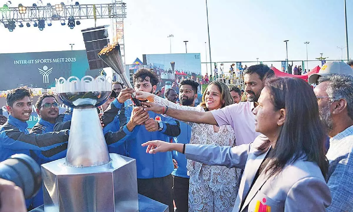 Saina Nehwal opens 58th Inter IIT Sports Meet at IIT Hyd Saina Nehwal opens 58th Inter IIT Sports Meet at IIT Hyd
