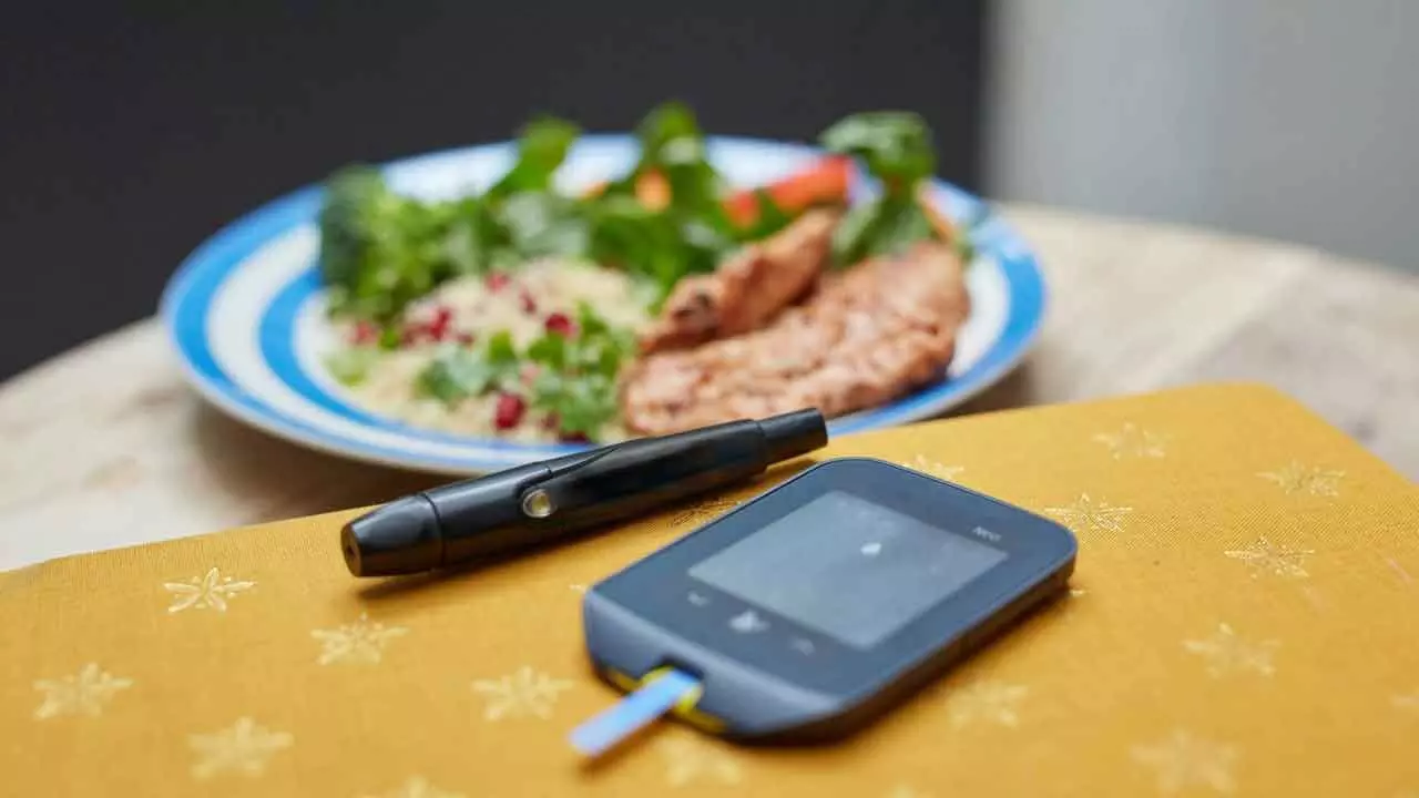 Study finds normalising blood glucose with lifestyle could halve heart disease risk in prediabetics Study finds normalising blood glucose with lifestyle could halve heart disease risk in prediabetics