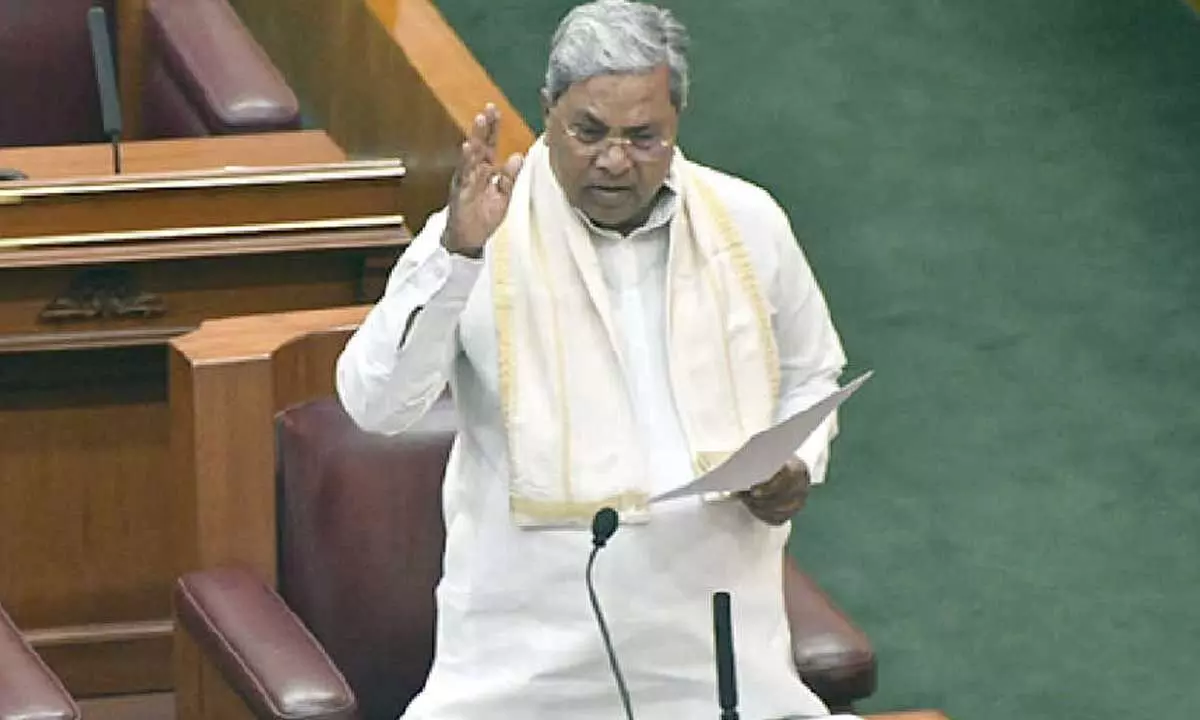 CM pays tribute to Shamanur Shivashankarappa in Assembly CM pays tribute to Shamanur Shivashankarappa in Assembly