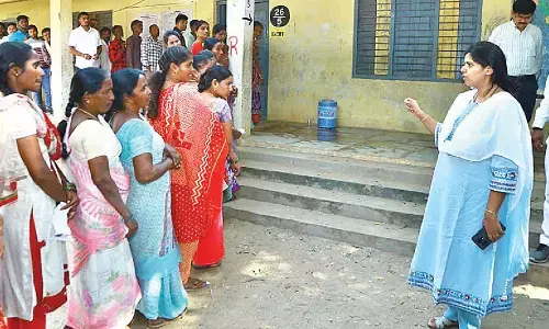 High voter turnout recorded in second phase of polls in Nalgonda High voter turnout recorded in second phase of polls in Nalgonda