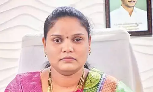 Nellore Mayor Potluri Sravanthi resigns amid political row Nellore Mayor Potluri Sravanthi resigns amid political row