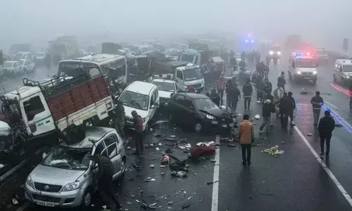 Haryana: Fog causes vehicle pileup; CISF inspector among two dead Haryana: Fog causes vehicle pileup; CISF inspector among two dead