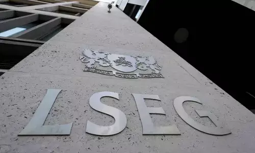 London stocks climb as investors bet on BoE rate cut London stocks climb as investors bet on BoE rate cut