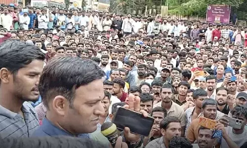 HC directs authorities to allow job aspirants to meet CM HC directs authorities to allow job aspirants to meet CM