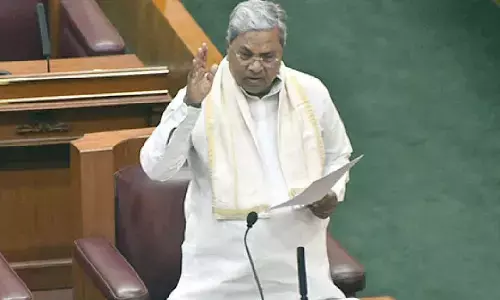 CM pays tribute to Shamanur Shivashankarappa in Assembly CM pays tribute to Shamanur Shivashankarappa in Assembly