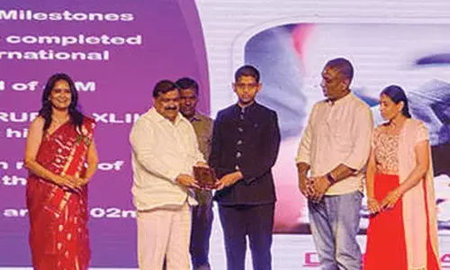 IM Dhruva Thota honoured at Pallavi Int’l School Annual Day IM Dhruva Thota honoured at Pallavi Int’l School Annual Day