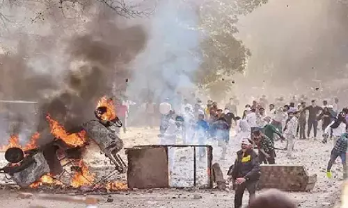 Court acquits 2 accused of arson, rioting Court acquits 2 accused of arson, rioting