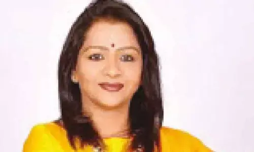 City Cong MLAs, corporators meet Mayor; discuss rejig of divisions City Cong MLAs, corporators meet Mayor; discuss rejig of divisions