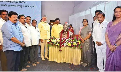 Rich tributes paid to Sriramulu Rich tributes paid to Sriramulu