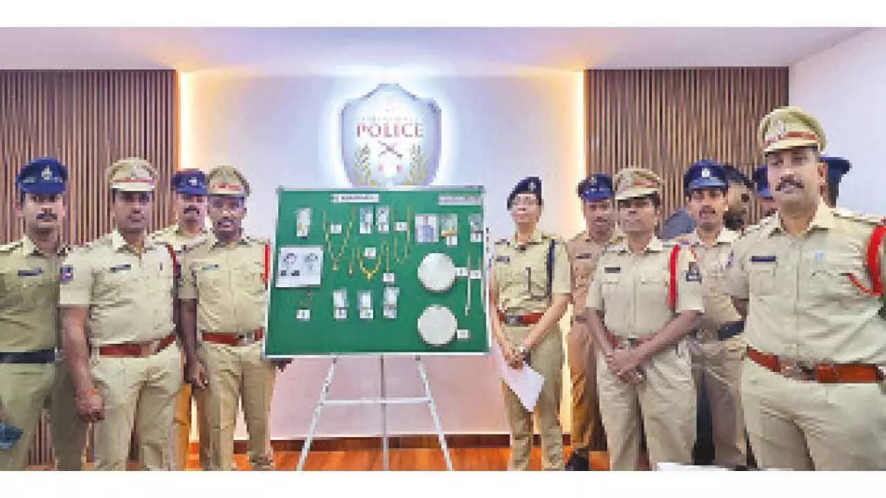 Domestic help theft cases cracked; gold, silver worth Rs 31 lakh seized Domestic help theft cases cracked; gold, silver worth Rs 31 lakh seized