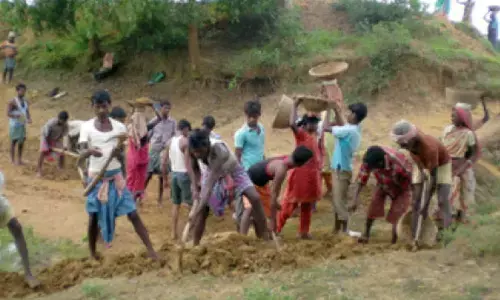 VB-GRAMIN Bill raises fears among rural workers VB-GRAMIN Bill raises fears among rural workers