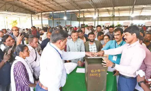 Officials in RR dist gear up for last phase of polling today