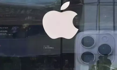 Apple’s 20th-Anniversary iPhone Could Redefine Smartphone Design with a Truly All-Screen Display