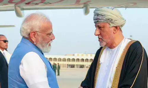 Modi arrives in Oman on final leg of 3-nation visit Modi arrives in Oman on final leg of 3-nation visit
