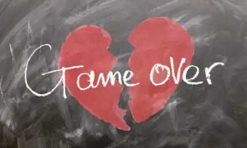 Woman threatens to end life as police official nixes love proposal Woman threatens to end life as police official nixes love proposal