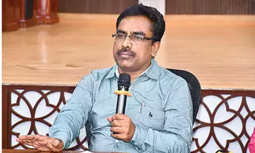 Commissioner issues red notices to tax defaulters Commissioner issues red notices to tax defaulters