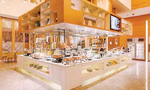 Novotel hosts ‘The Superstar Brunch’